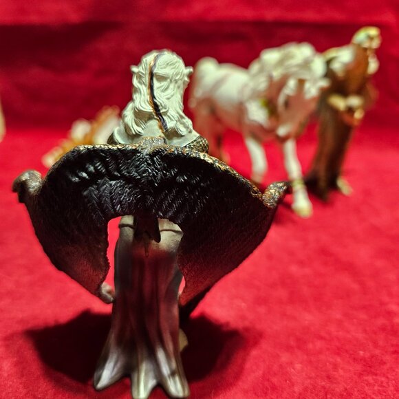 Fantast Set - Picture 3 of 12